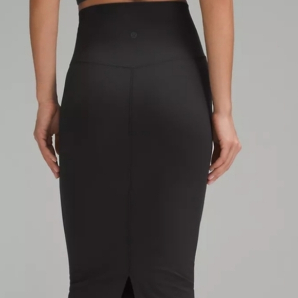lululemon athletica Dresses & Skirts - Lululemon Athletica Brown Skirt